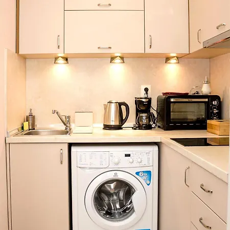 Apartman Bright In Location In By Flat Mаnager *