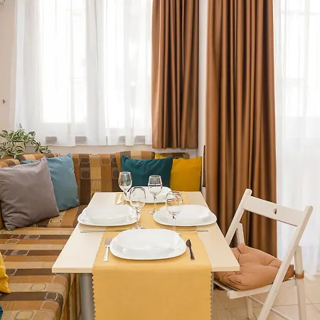 Appartamento Bright In Location In By Flat Mаnager Varna