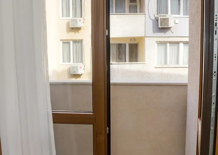 Bright In Location In By Flat Mаnager アパート